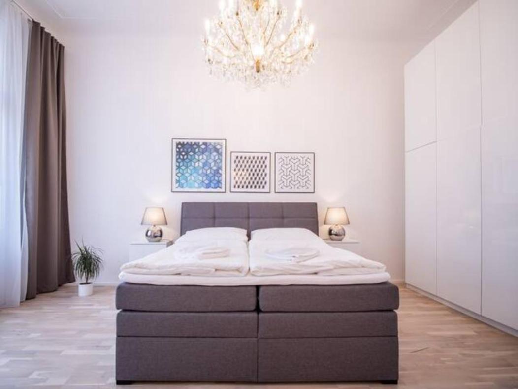 Top Class Apartment In Old Town 2 Bedrooms Прага Екстер'єр фото