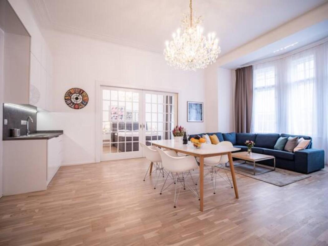 Top Class Apartment In Old Town 2 Bedrooms Прага Екстер'єр фото