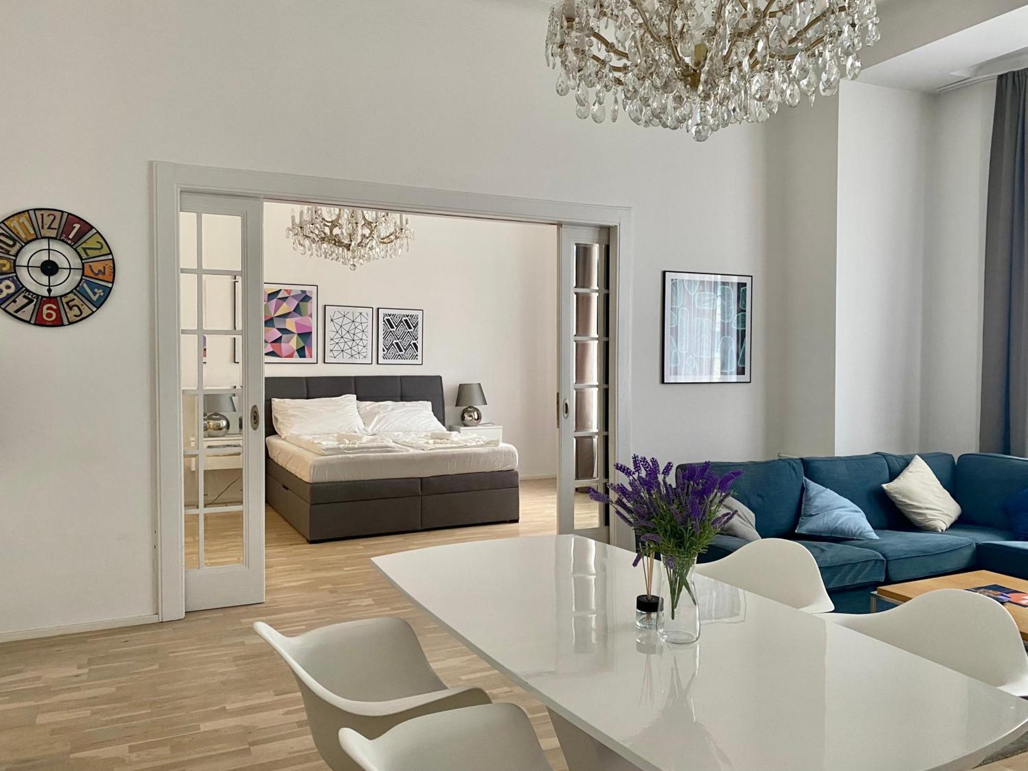Top Class Apartment In Old Town 2 Bedrooms Прага Екстер'єр фото