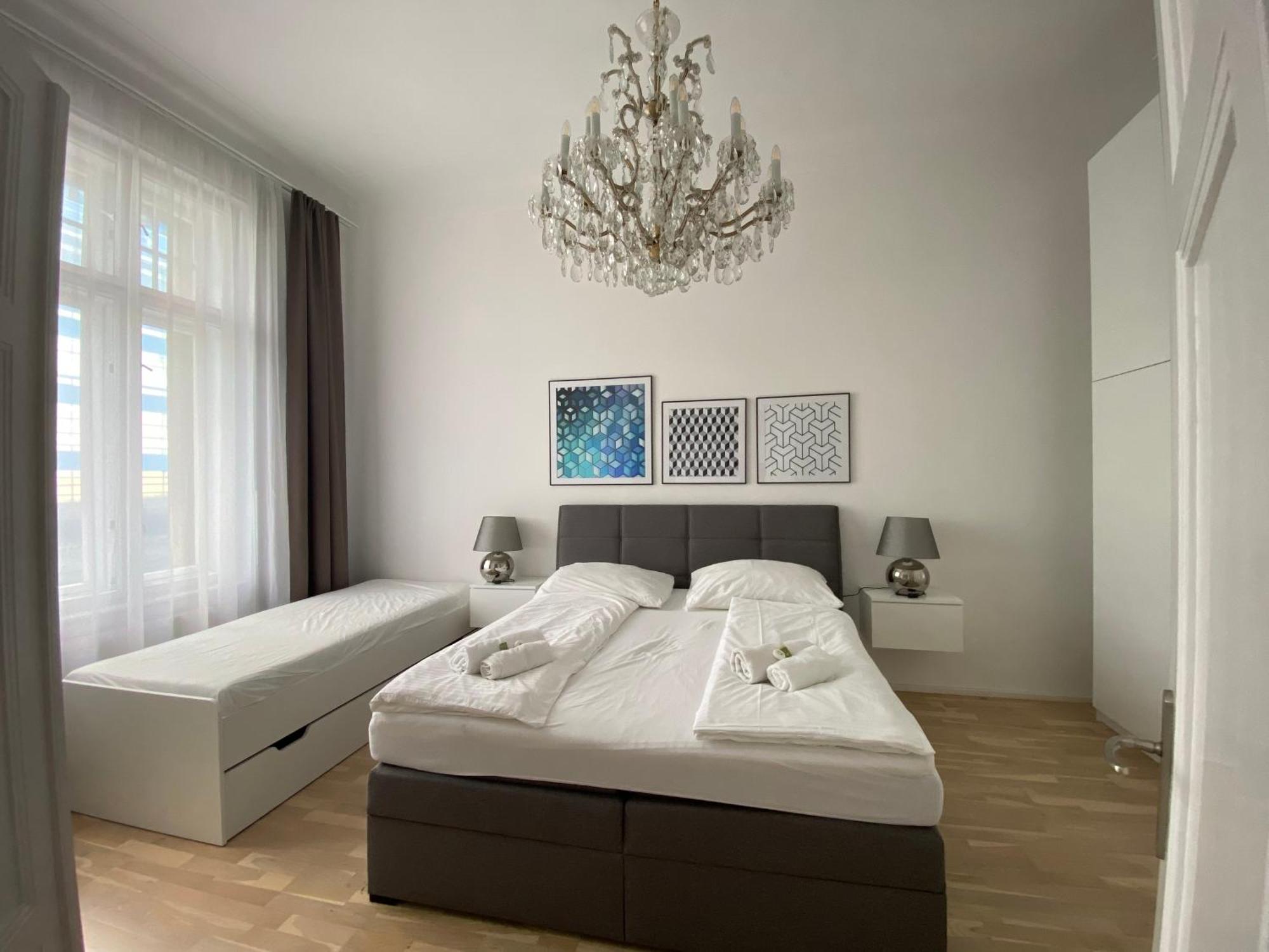 Top Class Apartment In Old Town 2 Bedrooms Прага Екстер'єр фото